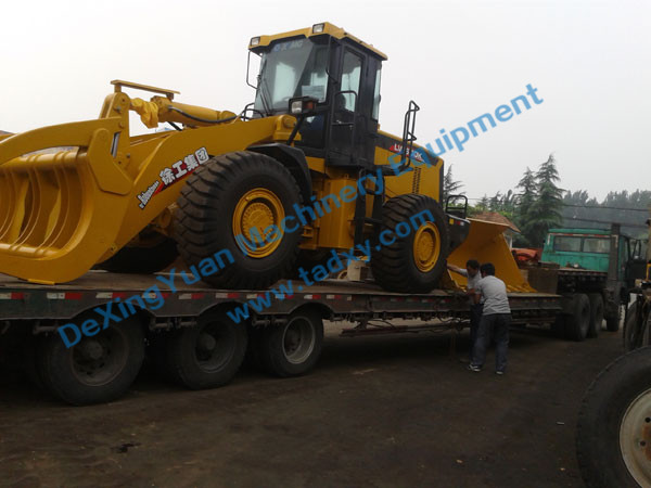c鿴ԔϢ}Large loader transport xΔ(sh)1542